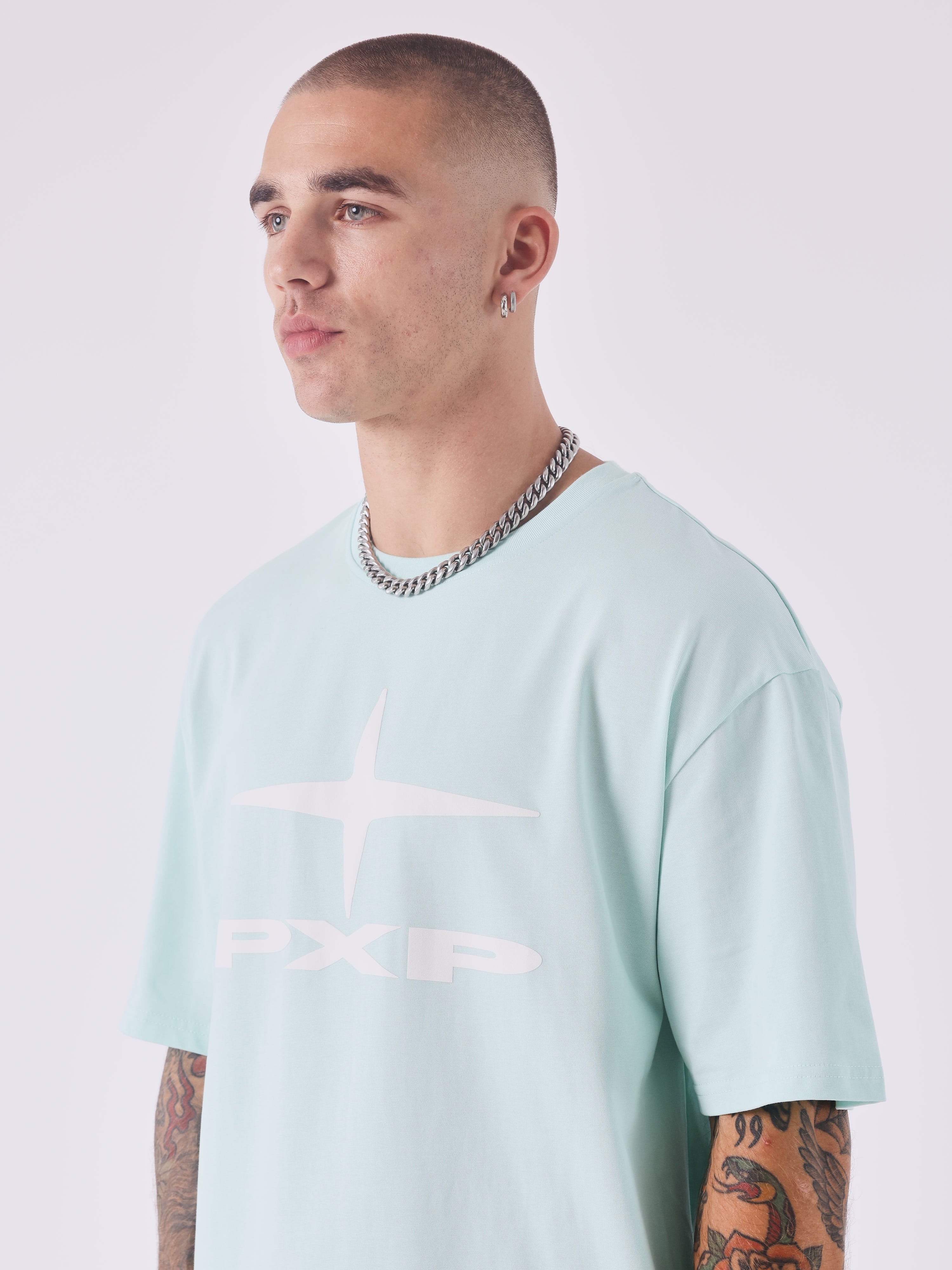 Camiseta Essentials